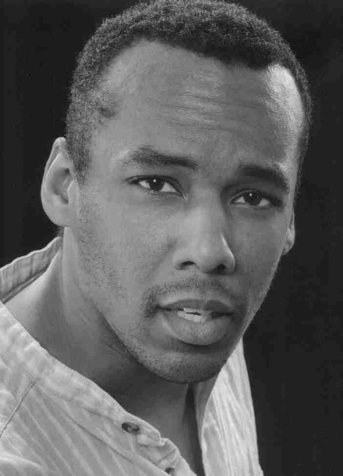 NewHeadshot1.jpg (22081 bytes)